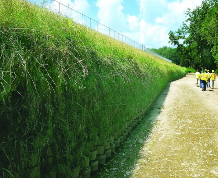 Presto GEOWEB® Earth Retaining Wall System